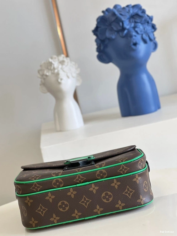 Cheap S MESSENGER LOUIS LOCK VUITTON 0707